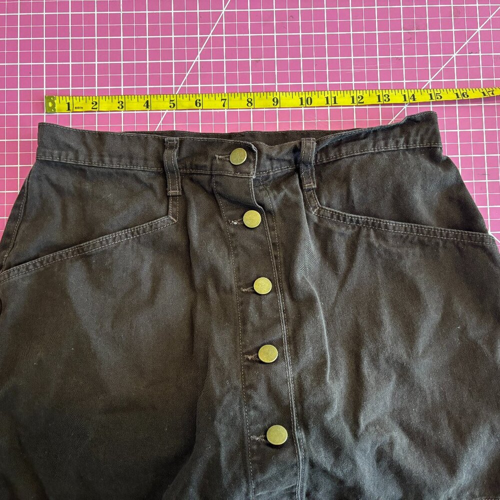 Button-Front Skort - Picture 4 of 6